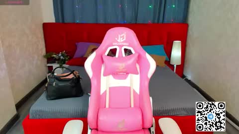 mia_e1fie online show from February 8, 2026, 1:09 am