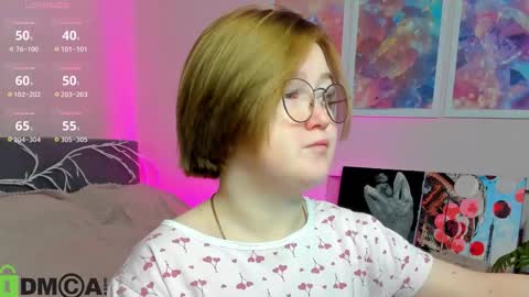 Mia online show from October 22, 2025, 2:45 am