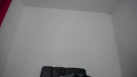 M I A online show from November 23, 2025, 10:59 am