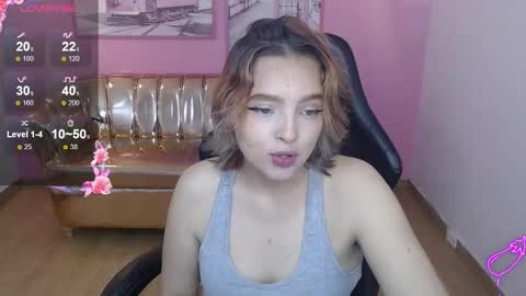 Mia online show from November 14, 2025, 12:59 pm