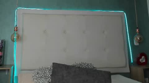 mia online show from July 24, 2026, 12:36 pm
