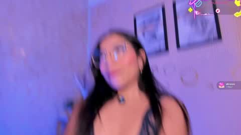 Mia online show from April 1, 2026, 1:41 pm