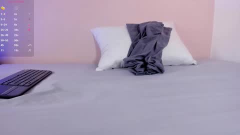  I am Mia  online show from February 4, 2026, 12:00 pm