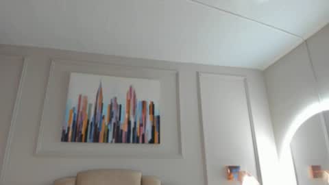 Mia online show from February 20, 2026, 2:41 am