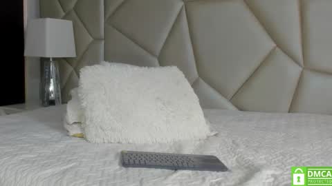 Snapshot of mia_kleim1 chatting on February 3, 2026, 7:08 pm mia_kleim1 online show from February 3, 2026, 7:08 pm