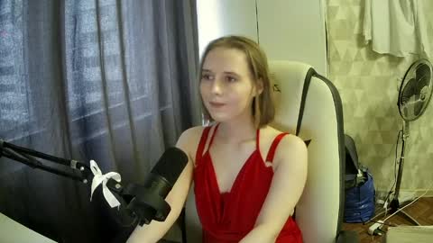 Snapshot of mia_liss_ chatting on May 28, 2026, 2:58 pm Mia online show from May 28, 2026, 2:58 pm