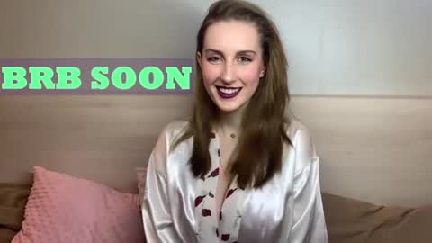 Snapshot of mia_little_witch chatting on January 31, 2025, 6:36 pm Mia online show from January 31, 2025, 6:36 pm