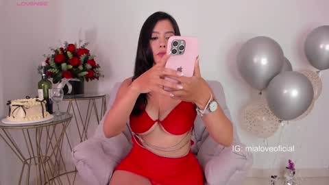 MIA LOVE   online show from January 24, 2025, 11:34 pm