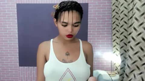 M I A online show from October 8, 2025, 7:17 am