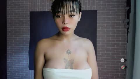 M I A online show from December 2, 2025, 6:52 am