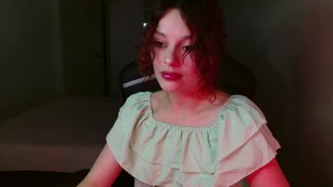 mia_luiza online show from July 16, 2026, 7:20 pm
