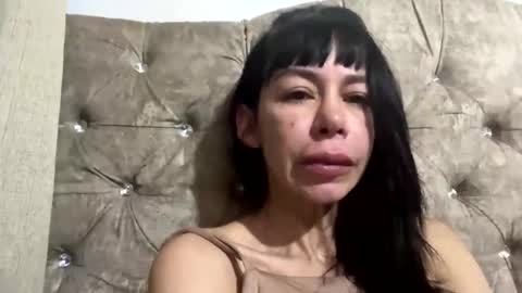 Mia online show from February 22, 2026, 2:13 am