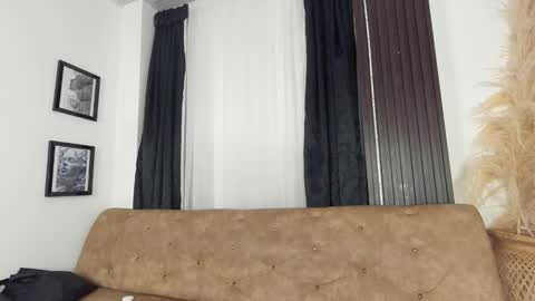 MiaMiller online show from February 2, 2026, 7:34 pm