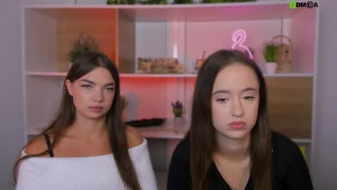 mia_moah online show from October 14, 2025, 8:59 am