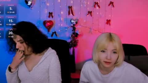 mia_mooon_ online show from April 28, 2026, 8:41 am