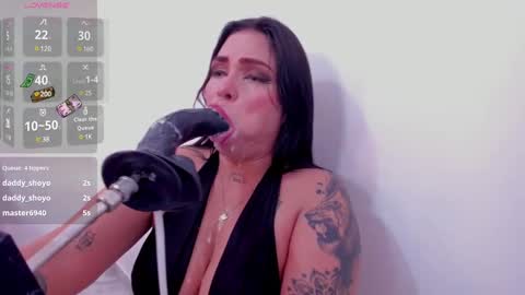 mia novoa online show from March 5, 2025, 9:04 pm