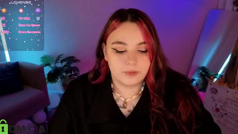 Mia online show from May 28, 2026, 1:14 am