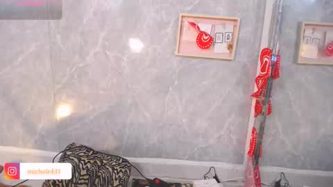 mia reys online show from February 17, 2026, 12:34 pm