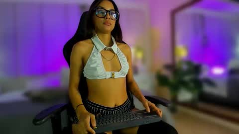 Snapshot of mia_rousse25 chatting on January 16, 2026, 3:10 am mia rousse25 online show from January 16, 2026, 3:10 am