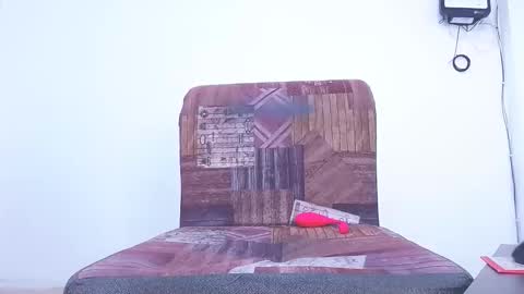 Cintia Rodriguez online show from December 18, 2025, 7:20 pm