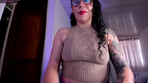 Snapshot of mia_velvet1 chatting on June 2, 2026, 2:08 pm MIA online show from June 2, 2026, 2:08 pm