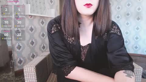 Snapshot of mia_wallase chatting on October 1, 2025, 7:25 am mia_wallase online show from October 1, 2025, 7:25 am