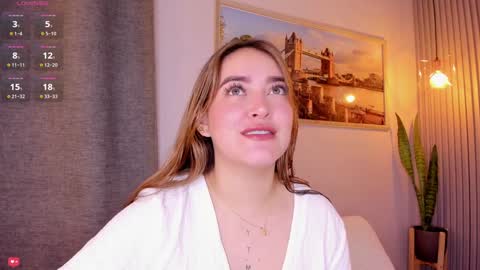 Mia White  online show from January 7, 2025, 12:52 pm