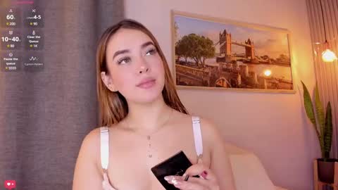 Mia White  online show from February 14, 2025, 12:36 pm