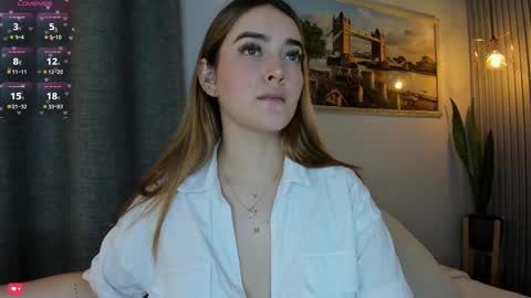 Mia White  online show from February 17, 2025, 12:38 pm