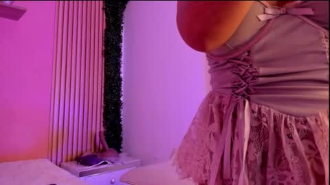 Snapshot of mia_zafir chatting on November 22, 2025, 3:27 am mia_zafir online show from November 22, 2025, 3:27 am