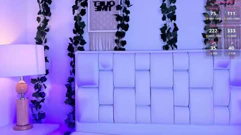 Mia online show from January 16, 2026, 11:25 am