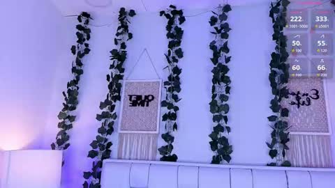 Mia online show from February 22, 2026, 11:42 am