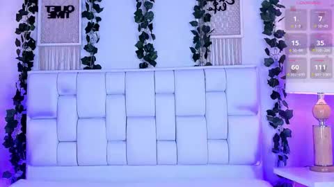 Mia online show from March 3, 2026, 11:27 am