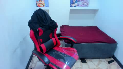       online show from May 19, 2026, 6:36 pm