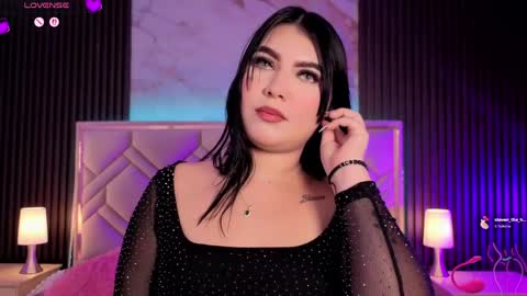 Miaa Farrel online show from April 1, 2026, 7:11 pm