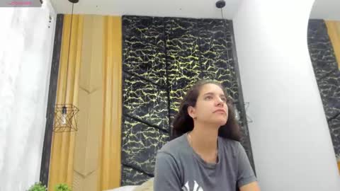 MiaCours online show from April 12, 2026, 1:05 pm