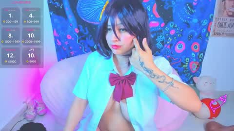 Mia Engels  online show from November 12, 2025, 12:55 am