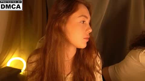 Mia online show from December 17, 2025, 8:48 pm