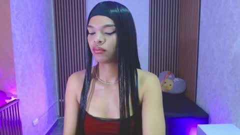 Snapshot of miagates_tay chatting on November 4, 2025, 3:16 am Mia online show from November 4, 2025, 3:16 am