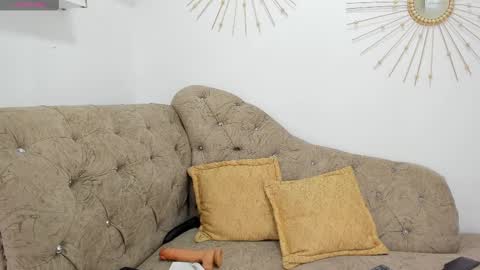 Snapshot of miah_bigboobs chatting on February 27, 2025, 5:04 pm Miah Collins online show from February 27, 2025, 5:04 pm