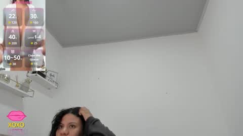 Snapshot of miah_bigboobs chatting on December 2, 2025, 11:59 am Miah Collins online show from December 2, 2025, 11:59 am