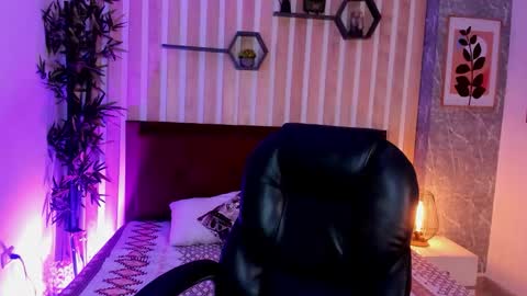 Snapshot of miah_connor chatting on January 8, 2026, 7:49 pm Mia Connor online show from January 8, 2026, 7:49 pm