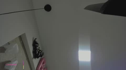 Snapshot of miah_luv chatting on October 30, 2025, 11:55 am Miah online show from October 30, 2025, 11:55 am