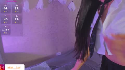 Snapshot of miah_luv chatting on October 31, 2025, 8:21 pm Miah online show from October 31, 2025, 8:21 pm