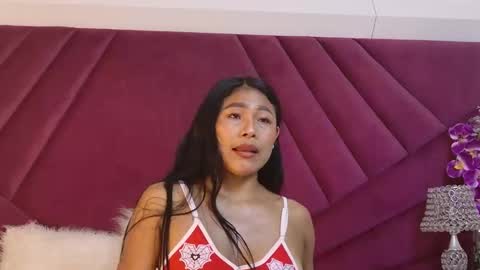 Snapshot of miahantonelli chatting on May 25, 2026, 8:15 pm miahantonelli online show from May 25, 2026, 8:15 pm
