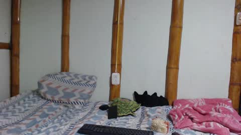 Mia  Sam online show from February 21, 2025, 3:23 am