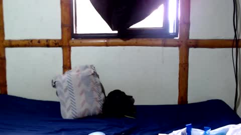 Mia  Sam online show from October 29, 2025, 5:47 pm