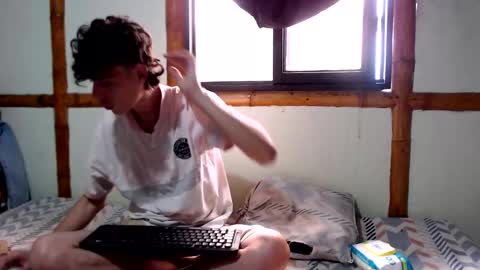 Mia  Sam online show from December 20, 2025, 6:26 pm