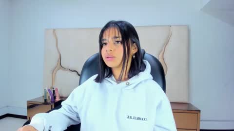 Snapshot of miahsex69 chatting on September 24, 2025, 3:21 am miahsex69 online show from September 24, 2025, 3:21 am