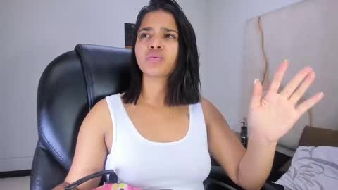 Snapshot of miahsex69 chatting on October 22, 2025, 2:45 am miahsex69 online show from October 22, 2025, 2:45 am